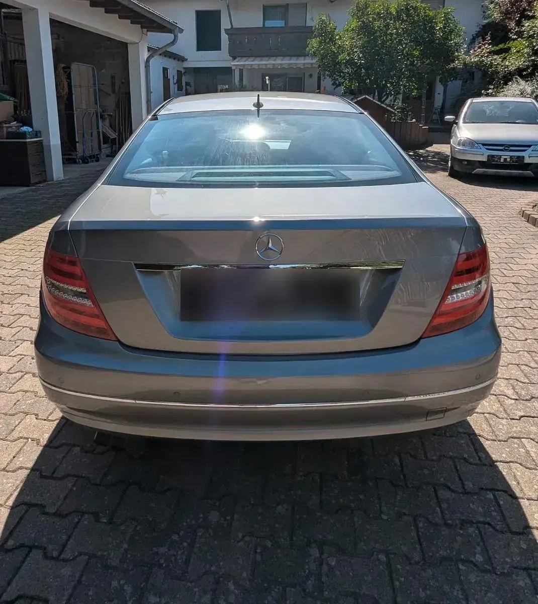 Gebraucht Mercedes C180 156 PS (114 kW) 2011 Grau Coupé