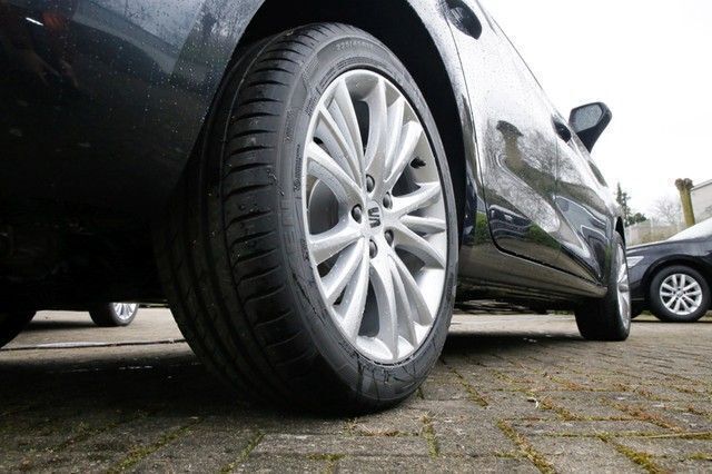 Gebraucht Seat Leon Style 110 PS (80 kW) 2024 Grau Limousine