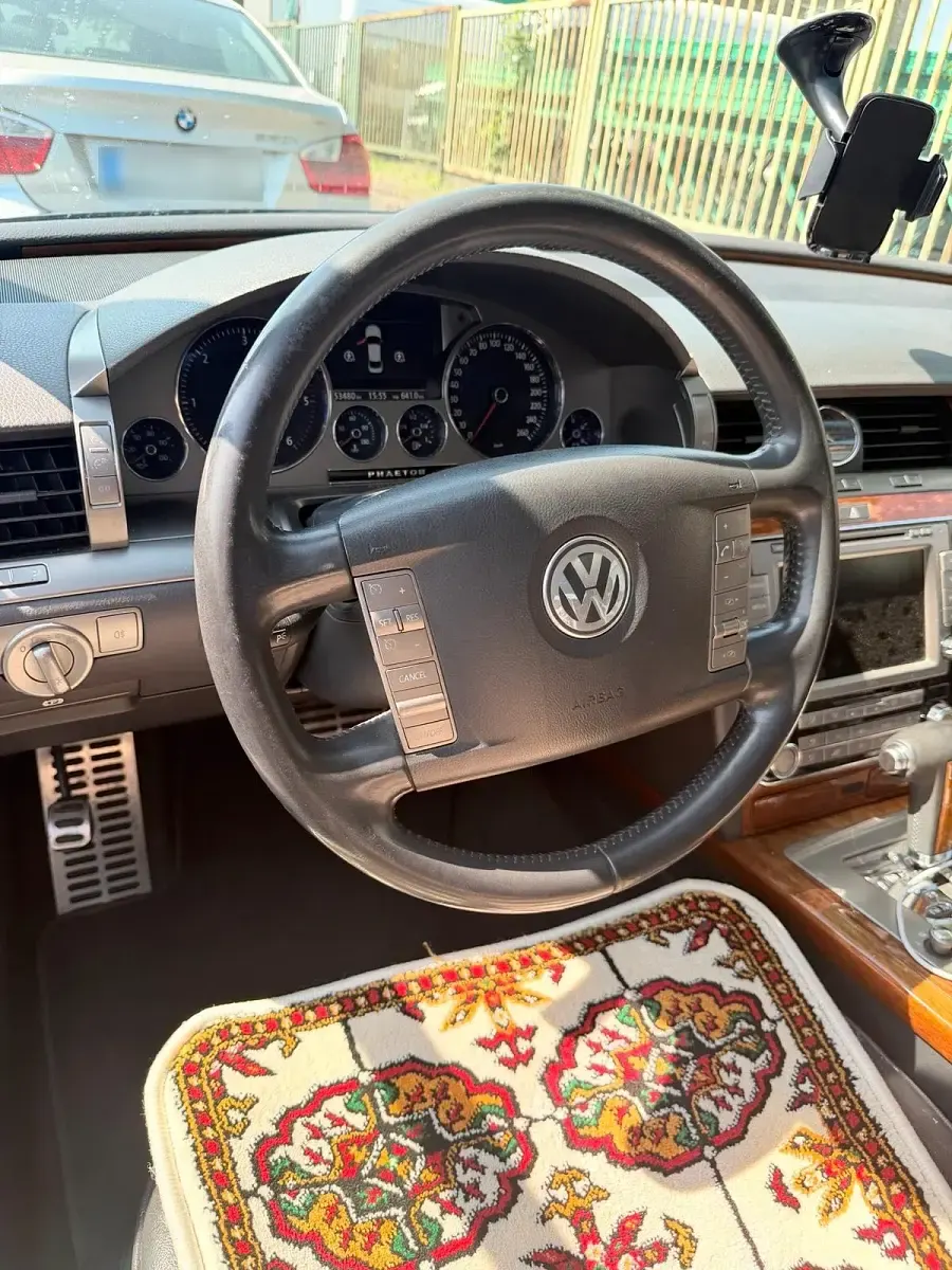 Gebraucht VW Phaeton 240 PS (176 kW) 2009 Schwarz Limousine