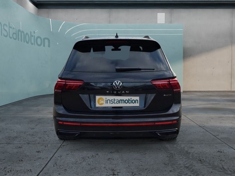 Schwarz Gebraucht 2024 VW Tiguan Pro SUV | 45.249 € (Teuer) - Bild 1/4