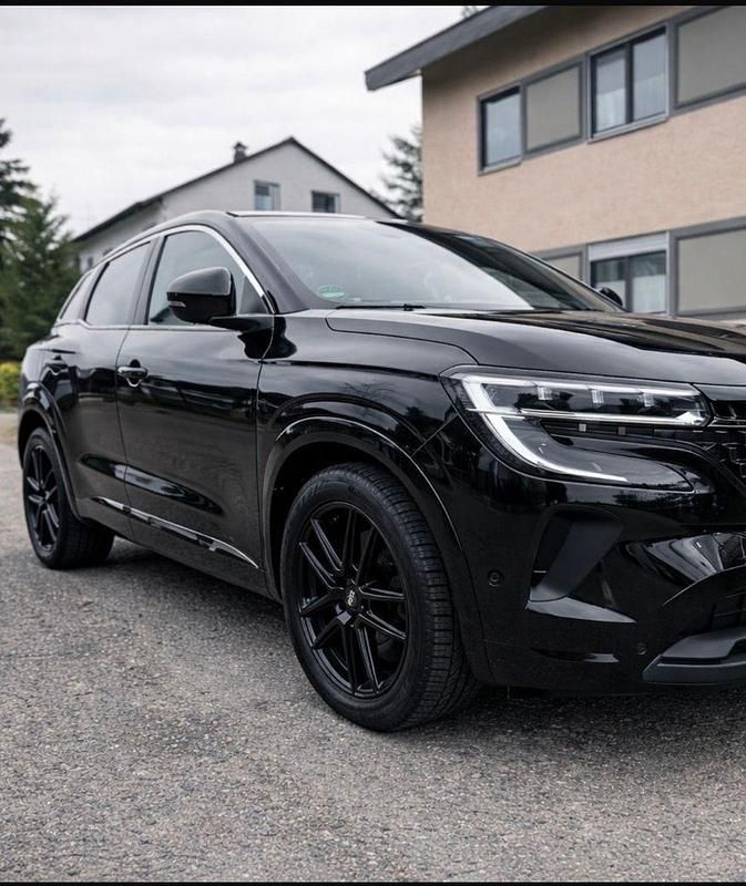 Second-hand Renault Austral Evolution 140 CP (102 kW) 2022 Negru SUV