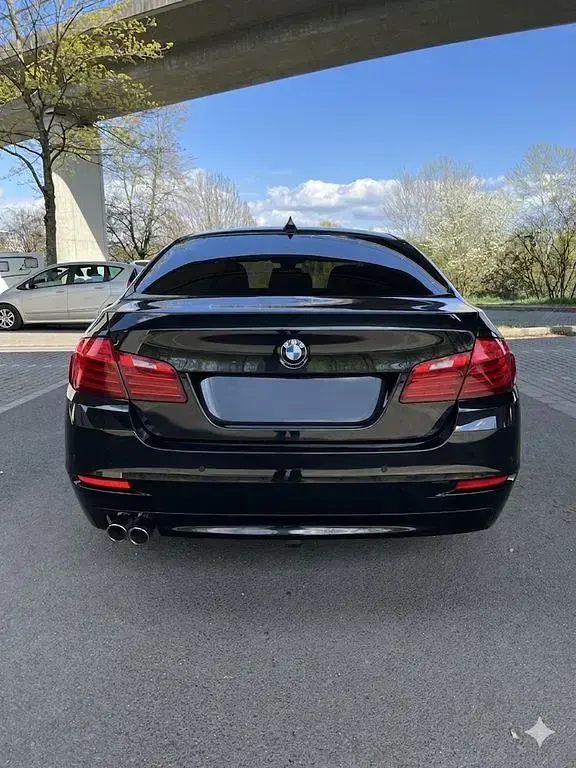 Gebraucht BMW 520 Efficient Dynamics 184 PS (135 kW) 2014 Schwarz Limousine