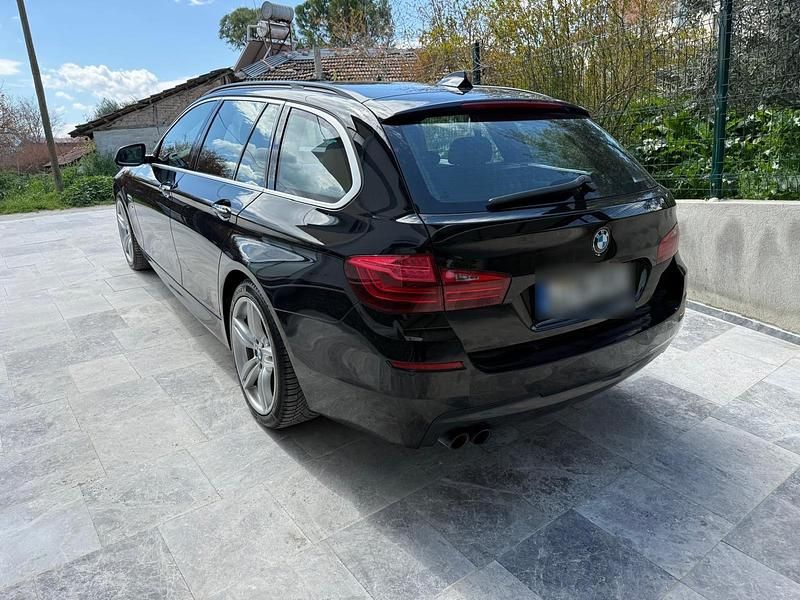 Gebraucht BMW 530 M Sport 258 PS (189 kW) 2016 Schwarz Kombi