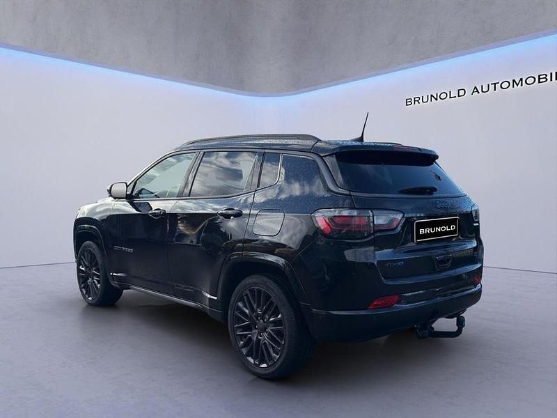 Gebraucht Jeep Compass 241 PS (177 kW) 2022 Schwarz SUV