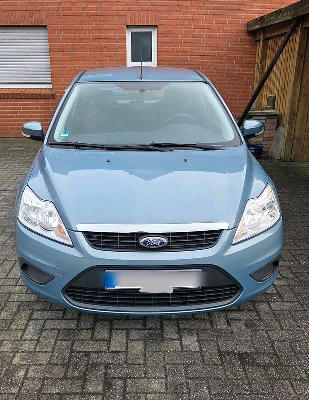 Gebraucht Ford Focus 101 PS (74 kW) 2009 Grau Limousine