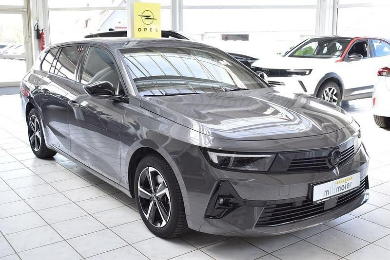 Gebraucht Opel Astra 131 PS (96 kW) 2024 Grau vulkan grau met. Kombi