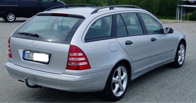 Gebraucht Mercedes 220 Classic 150 PS (110 kW) 2004 Silber Kombi