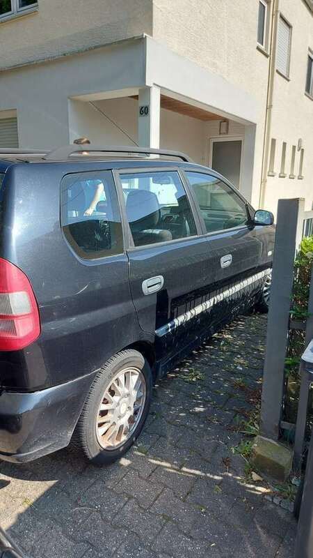 Gebraucht 2002 Mitsubishi Space Star Comfort Edition Kombi | 500 € (Superpreis) - Bild 1/4