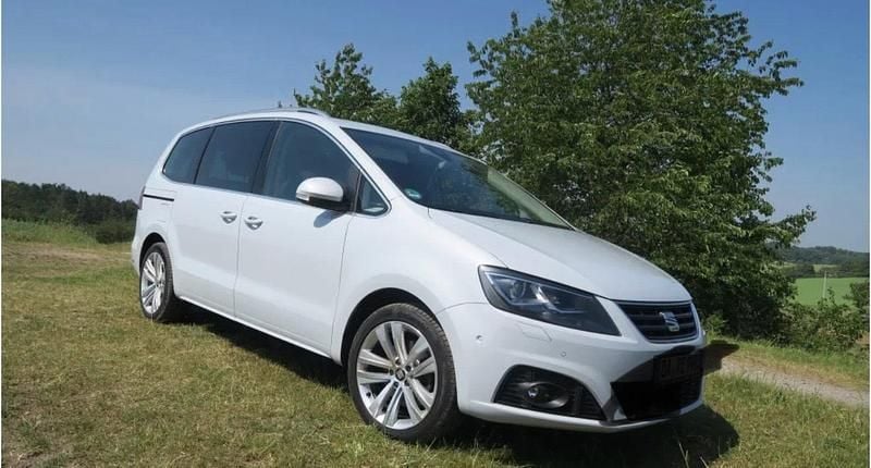 Weiß Gebraucht 2019 Seat Alhambra Van / Kleinbus | 17.000 € (Superpreis) - Bild 1/1