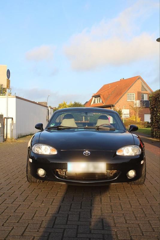 Usata Mazda MX5 110 CV (80 kW) 2003 Nero Cabrio