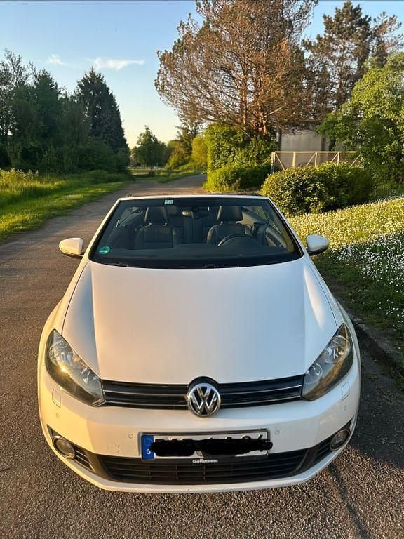 Gebraucht VW Golf 105 PS (77 kW) 2011 Weiß Cabrio