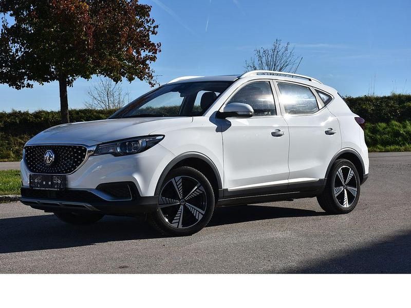 Weiß Gebraucht 2021 MG ZS Luxury SUV | 12.855 € (Guter Preis) - Bild 1/4