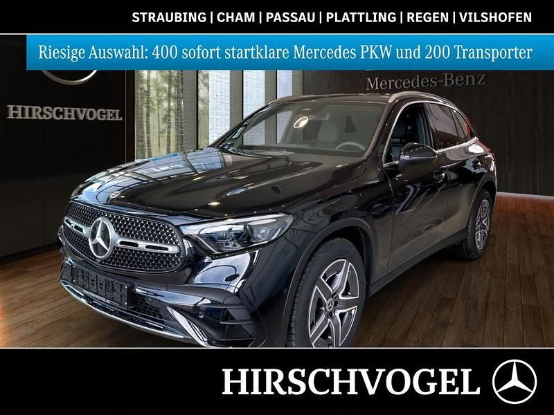 Metalliclack obsidianschwarz Gebraucht 2025 Mercedes GLC200 AMG line SUV | 54.480 € (Guter Preis) - Bild 1/4