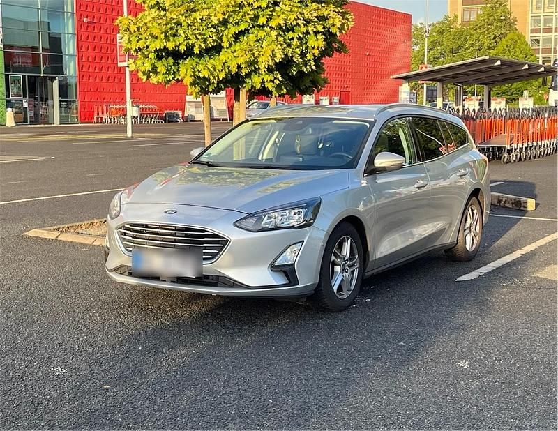 Gebraucht Ford Focus 120 PS (88 kW) 2020 Silber Kombi
