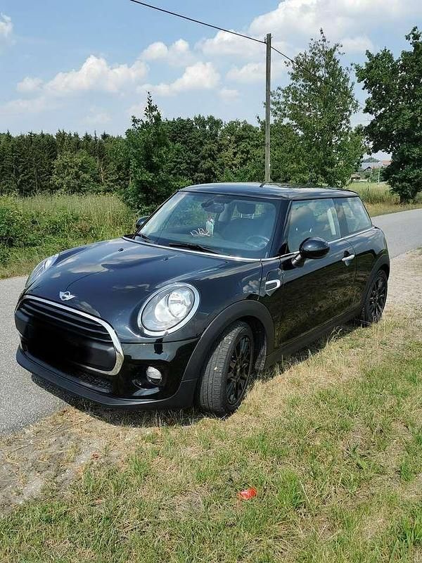 Gebraucht Mini One D 95 PS (69 kW) 2017 Schwarz Kleinwagen