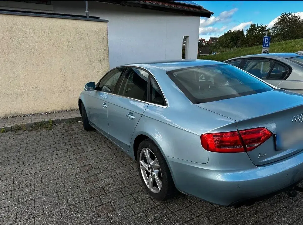 Gebraucht Audi A4 Ambition 160 PS (117 kW) 2008 Blau Kombi