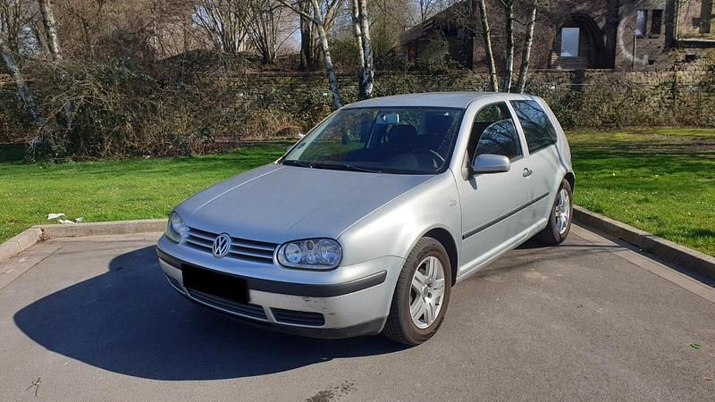 Gebraucht VW Golf IV 75 PS (55 kW) 2002 Silber Limousine