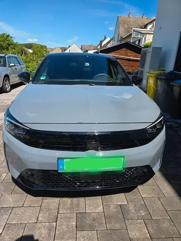 Gebraucht Opel Corsa 131 PS (96 kW) 2025 Grau Kleinwagen