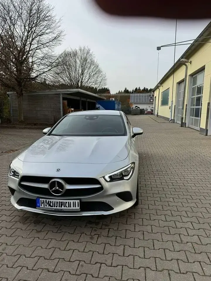 Gebraucht Mercedes CLA180 Edition 136 PS (100 kW) 2022 Coupé