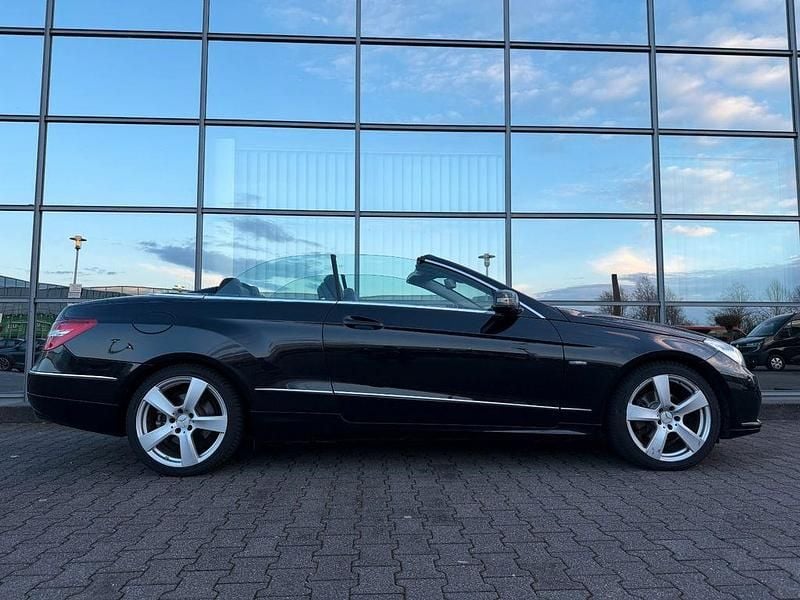 Gebraucht Mercedes E250 AMG 204 PS (150 kW) 2012 Schwarz Cabrio