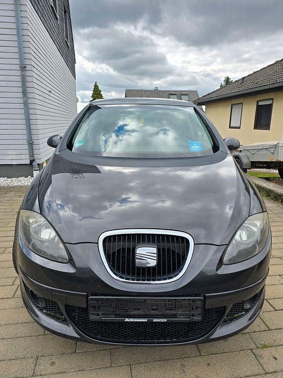Schwarz Gebraucht 2005 Seat Toledo Fresh Limousine | 1.200 € (Superpreis) - Bild 1/4