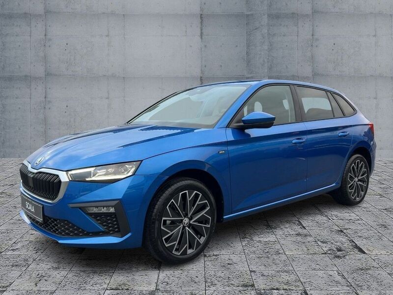 Blau Gebraucht 2024 Skoda Scala Drive Kleinwagen | 26.470 € (Etwas zu teuer) - Bild 1/4