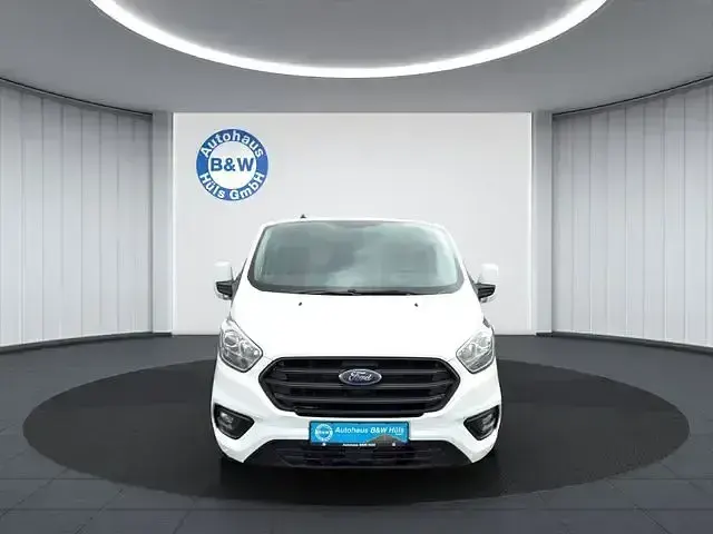 Gebraucht Ford Transit Custom Trend 131 PS (96 kW) 2020 Frostweiß Van / Kleinbus