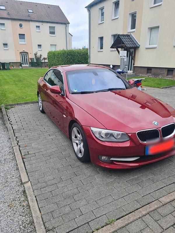 Gebraucht BMW 320 Cabriolet M Sport 184 PS (135 kW) 2014 Rot Cabrio