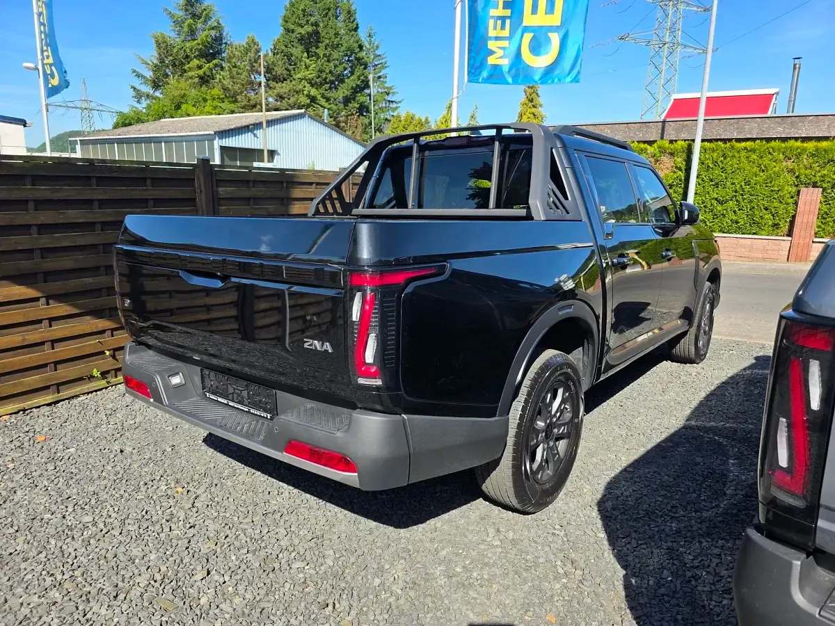 Gebraucht Nissan Navara 190 PS (139 kW) 2026 Schwarz Pickup
