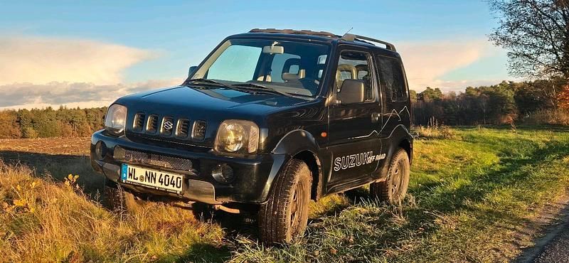 Schwarz Gebraucht 2002 Suzuki Jimny SUV | 4.300 € (Superpreis) - Bild 1/4
