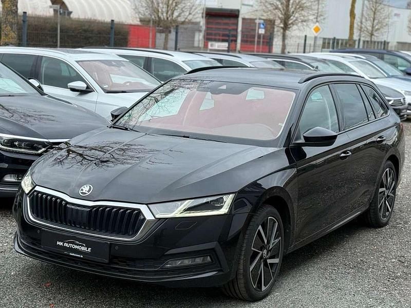 Gebraucht Skoda Octavia Clever 150 PS (110 kW) 2022 Cerna magic/black magic Kombi
