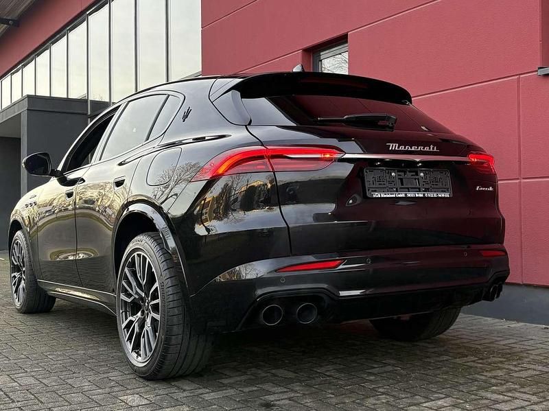 Gebraucht Maserati Grecale 330 PS (242 kW) 2023 Nerotempesta** SUV