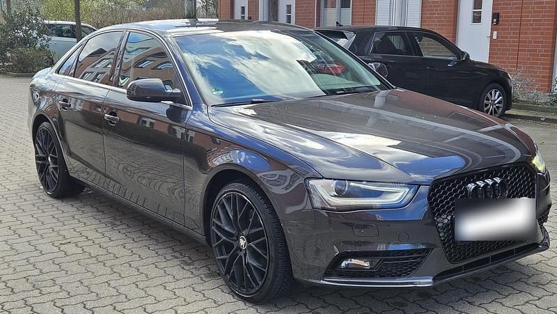 Gebraucht Audi A4 Black Edition 170 PS (125 kW) 2012 Limousine