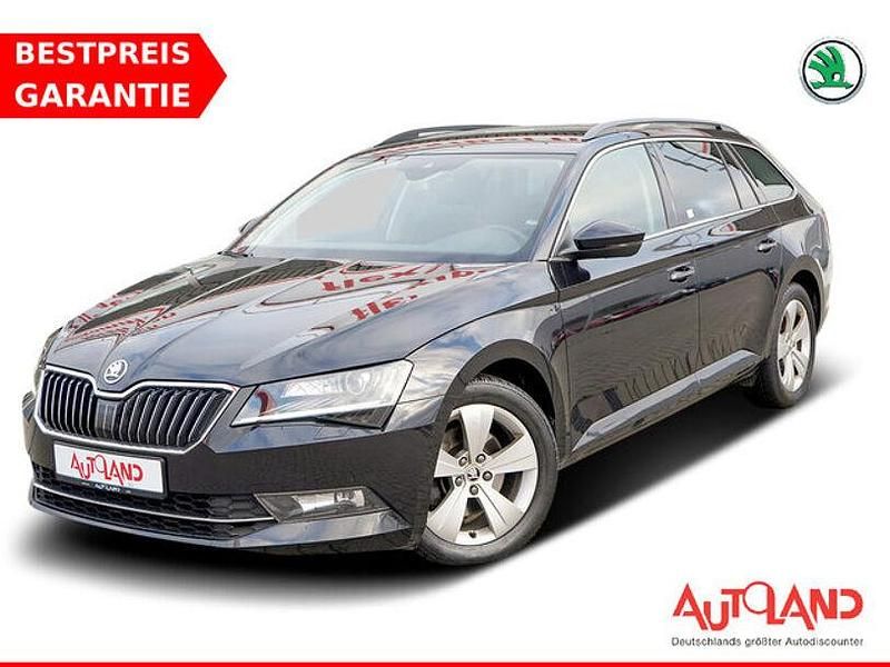 Schwarz Gebraucht 2018 Skoda Superb Kombi | 19.990 € (Fairer Preis) - Bild 1/4
