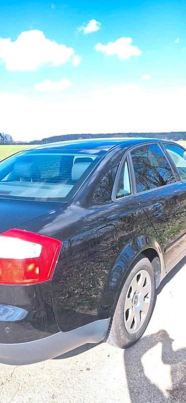 Gebraucht Audi A4 130 PS (95 kW) 2001 Schwarz Limousine