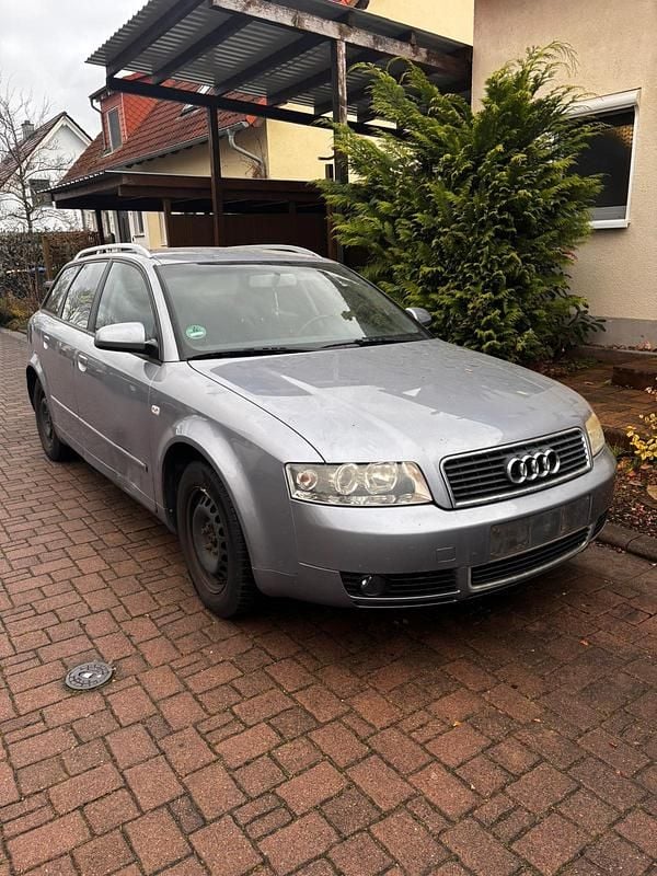 Silber Gebraucht 2004 Audi A4 Kombi | 999 € (Guter Preis) - Bild 1/3