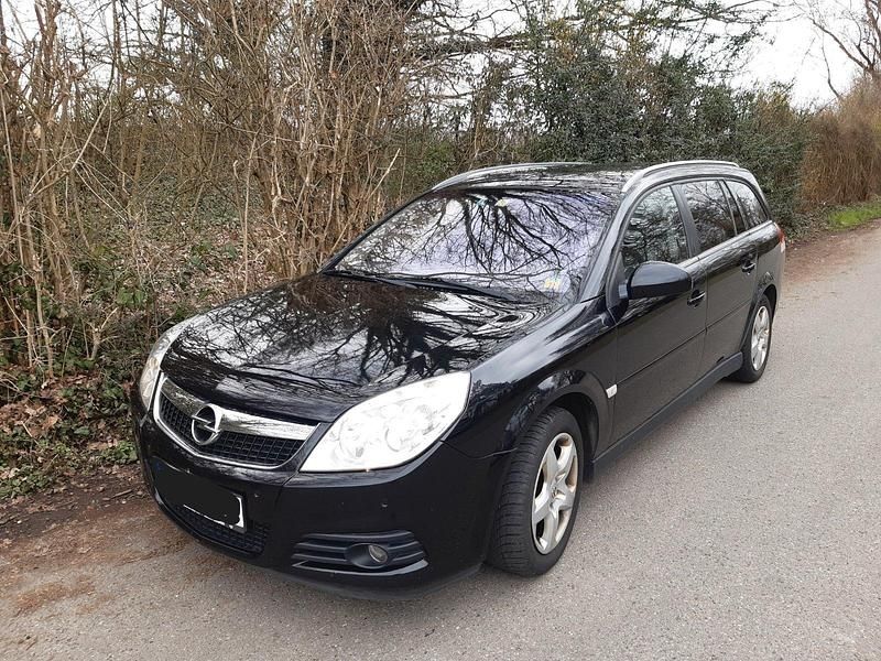 Gebraucht Opel Vectra 155 PS (114 kW) 2008 Schwarz Kombi