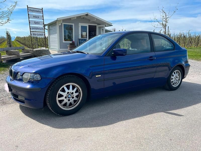 Blau Gebraucht 2002 BMW 316 Coupé | 999 € (Guter Preis) - Bild 1/4