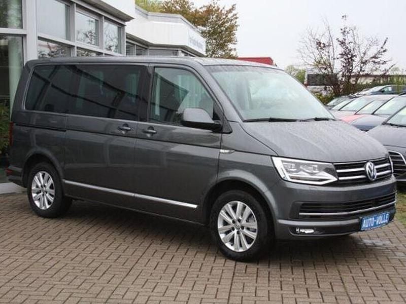 Usado VW Multivan Highline 204 HP (150 kW) 2018 Andere Monovolume