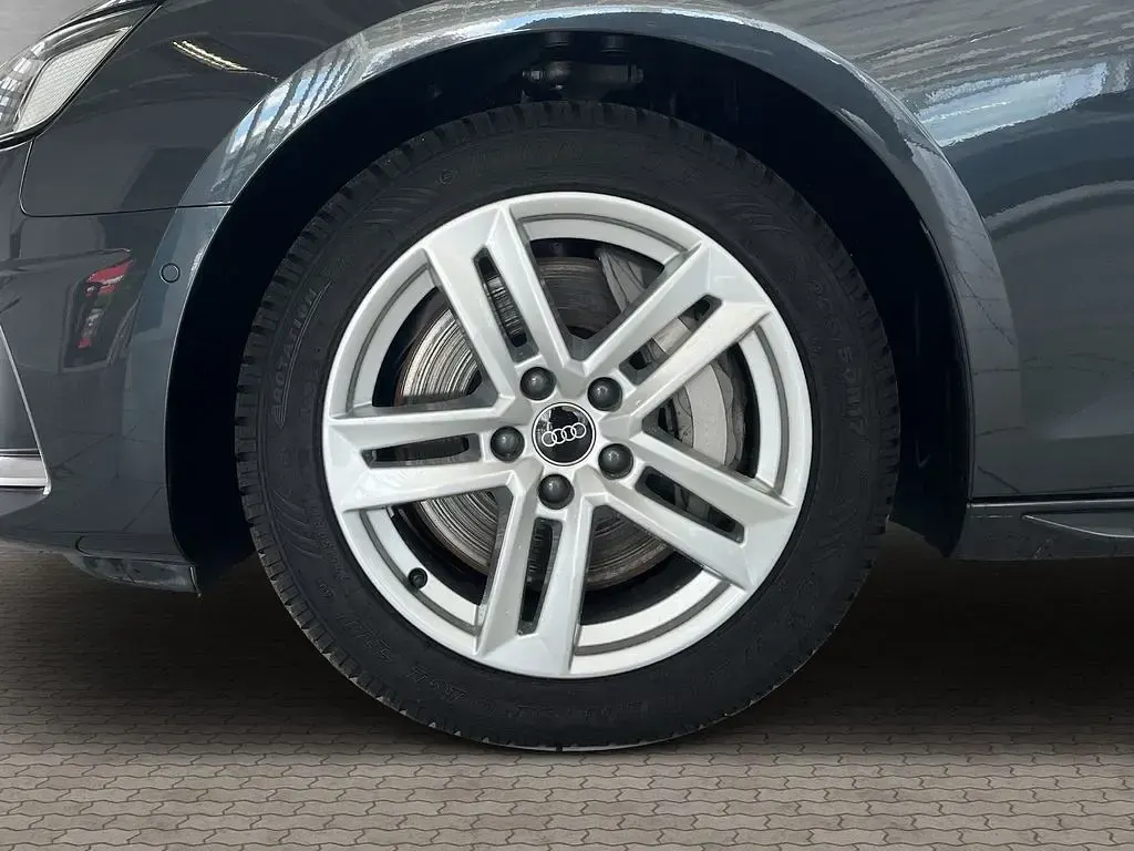 Gebraucht Audi A4 Advanced 286 PS (210 kW) 2023 Grau Kombi