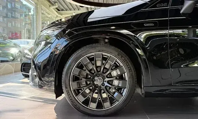 Gebraucht Mercedes EQE AMG 43 Premium Plus 350 kW (476 PS) 2024 Schwarz SUV