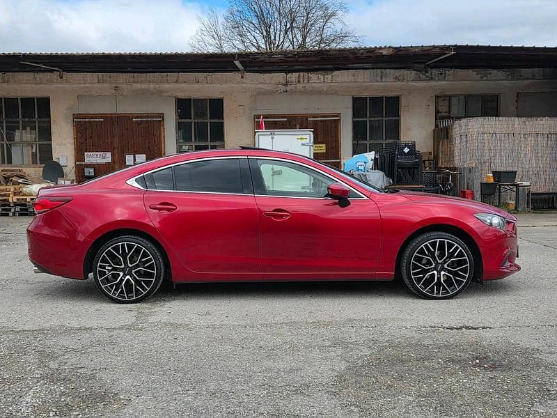 Gebraucht Mazda 6 175 PS (128 kW) 2013 Rot Limousine