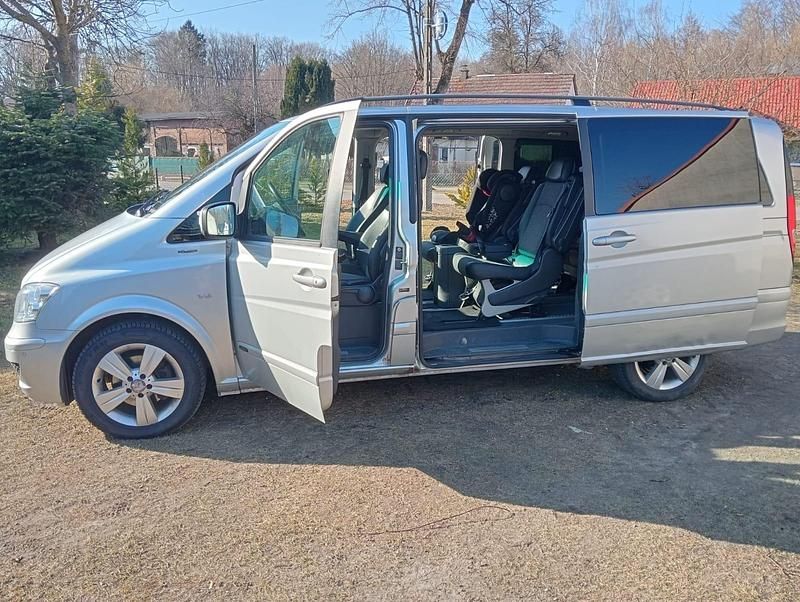 Gebraucht Mercedes Viano 224 PS (164 kW) 2012 Silber Van / Kleinbus