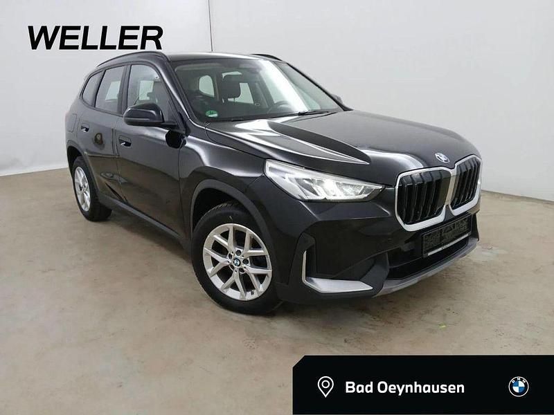 Bmw x1 sdrive18d (schwarz) Gebraucht 2023 BMW X1 Comfort Edition SUV | 29.950 € (Superpreis) - Bild 1/4