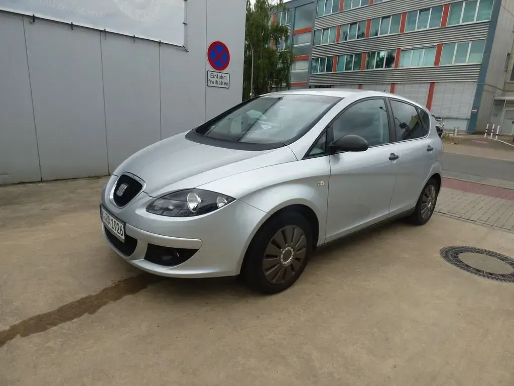 Gebraucht Seat Altea 102 PS (75 kW) 2007 Silber Limousine