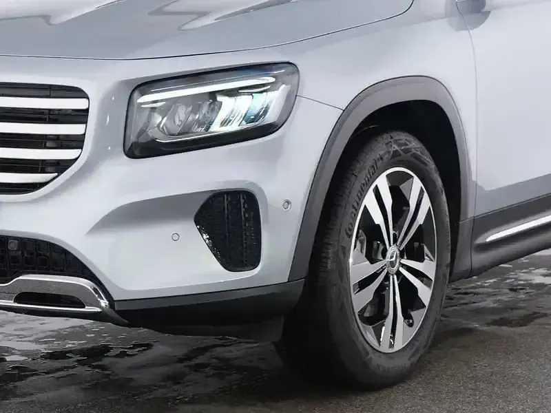Gebraucht Mercedes GLB180 Progressive 136 PS (100 kW) 2025 Andere SUV