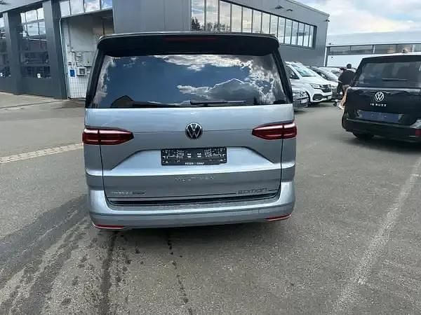 Używany VW Multivan 177 KM (130 kW) 2025 Czarny Minivan