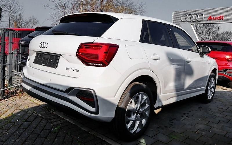 Gebraucht Audi Q2 S-Line 150 PS (110 kW) 2024 Weiß SUV
