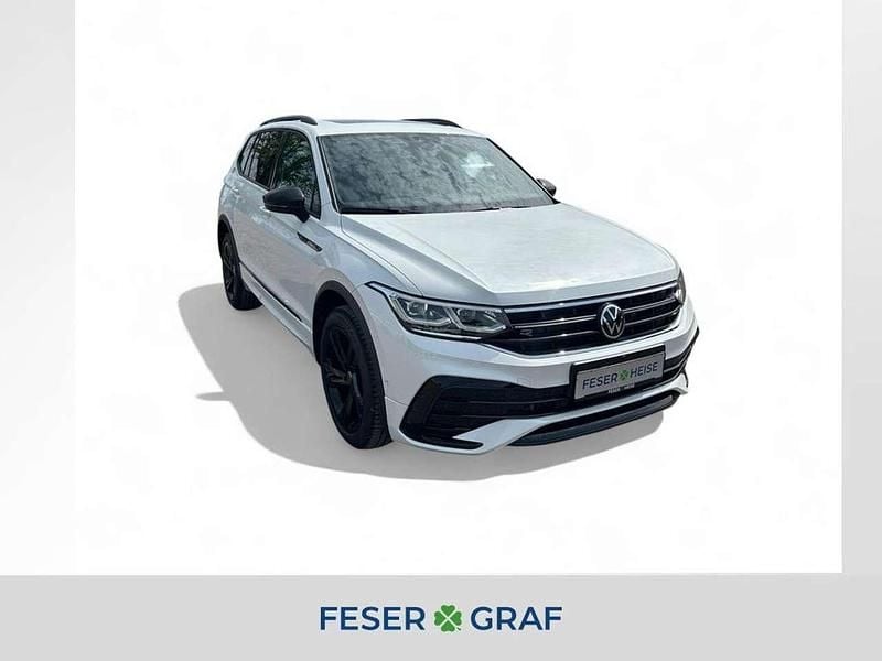 Oryxweiß perlmutteffekt Gebraucht 2024 VW Tiguan Allspace R-line SUV | 40.990 € (Guter Preis) - Bild 1/4