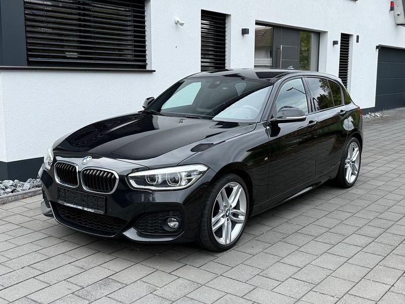 Saphirschwarz Gebraucht 2017 BMW 120 M Sport Kleinwagen | 13.950 € (Guter Preis) - Bild 1/4